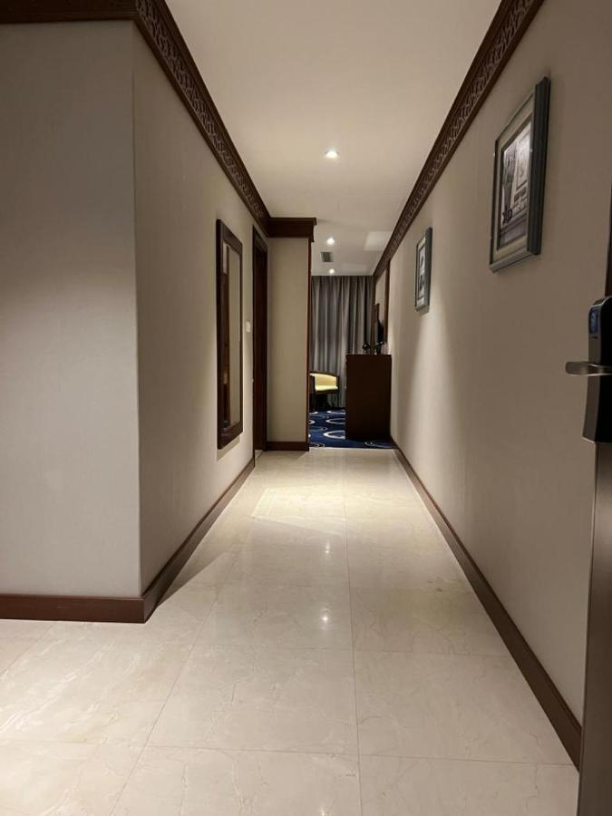 Swiss In Tabuk Hotel Kültér fotó