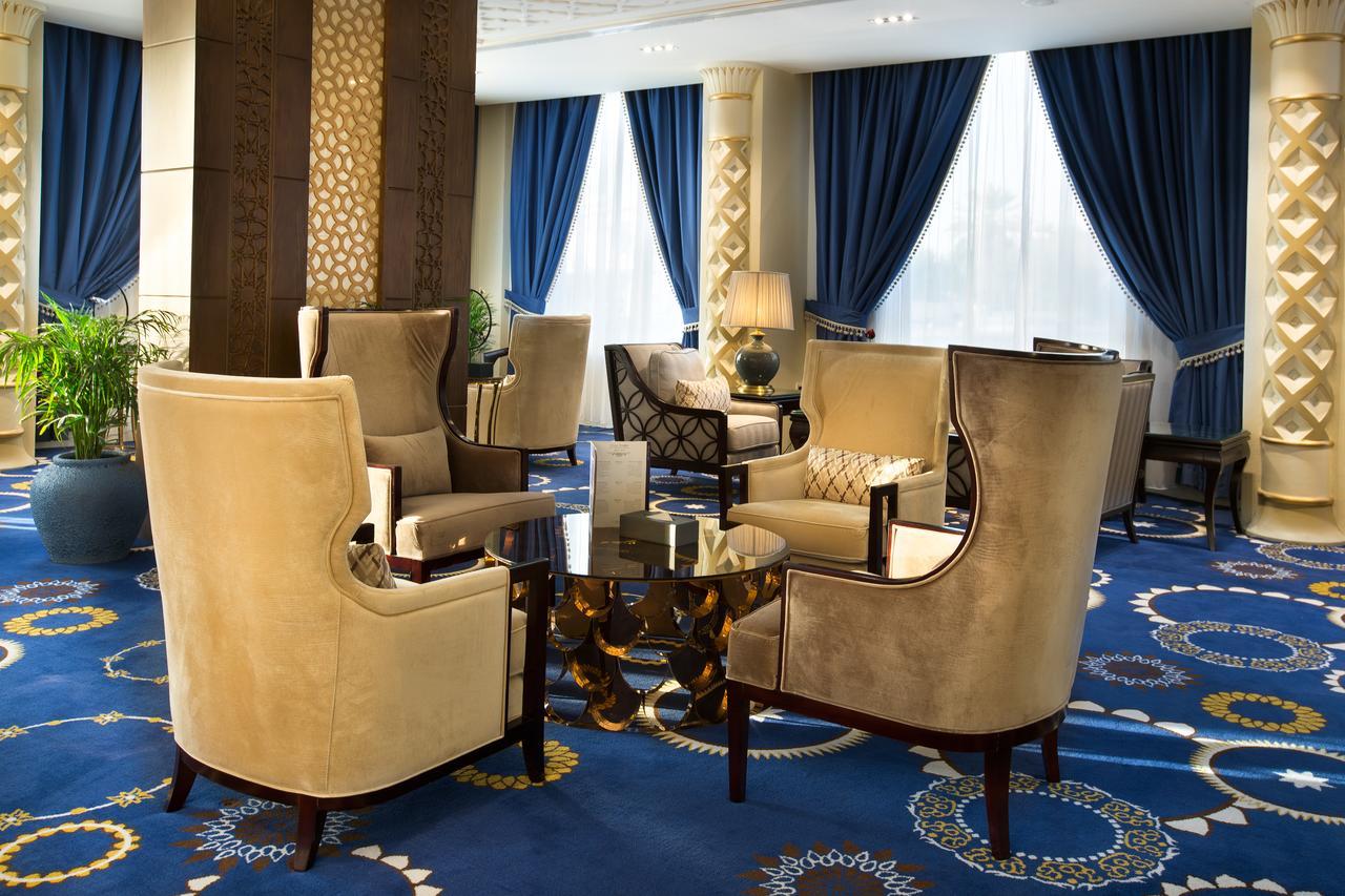 Swiss In Tabuk Hotel Kültér fotó