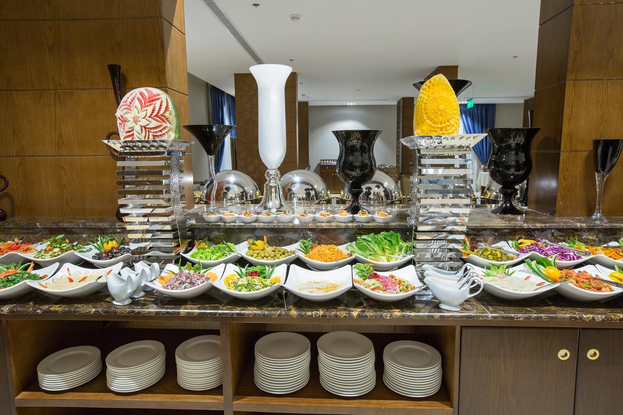 Swiss In Tabuk Hotel Kültér fotó