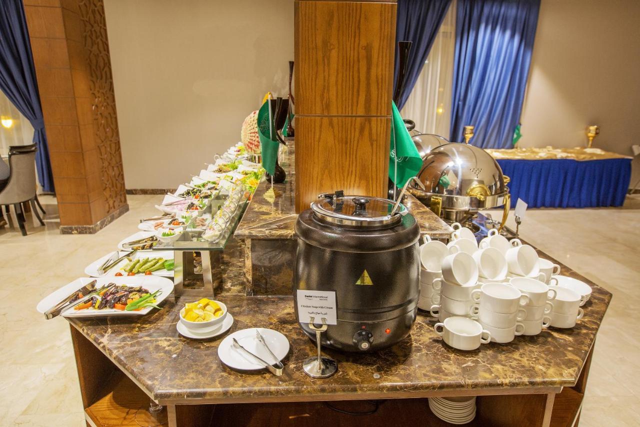 Swiss In Tabuk Hotel Kültér fotó